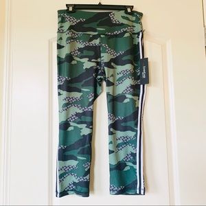 Brand new Bebe Sport Cropped Leggings